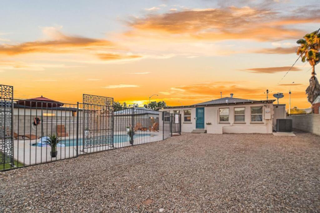 5 Bd 1940'S Oasis - Pool - Lounge - Games Tucson Exterior foto